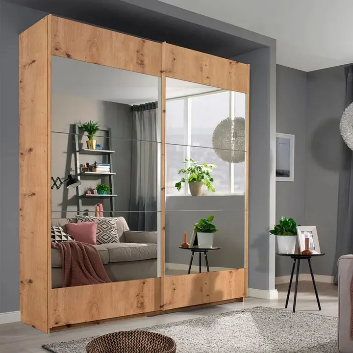 Sliding vs Hinged Wardrobes: Which Is Better for Your Bedroom?