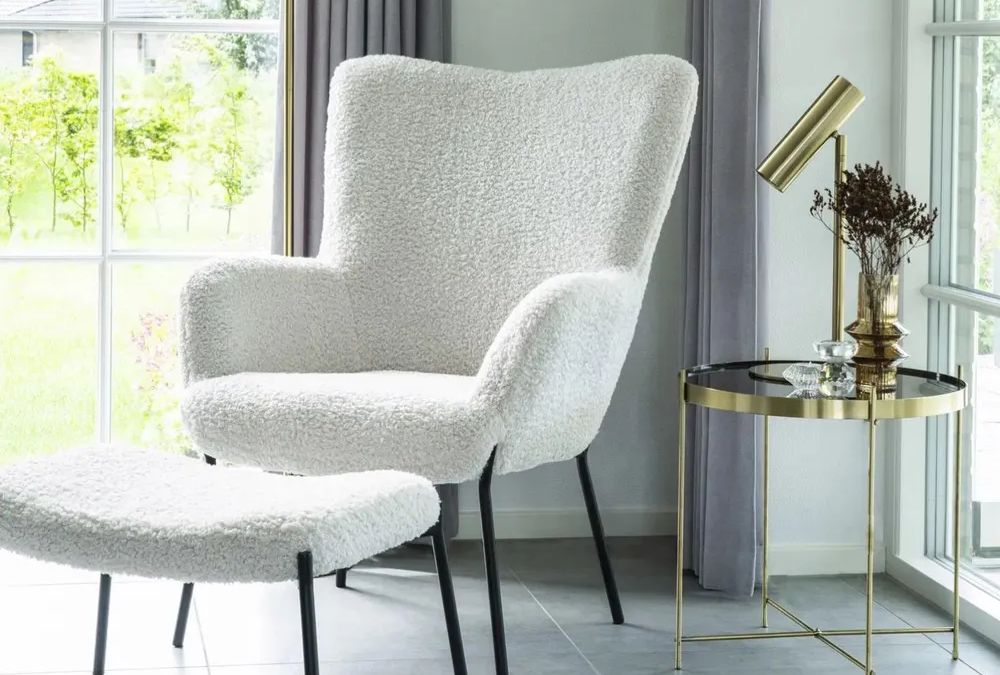 Creating cosy reading nooks: furniture essentials for book lovers - 1