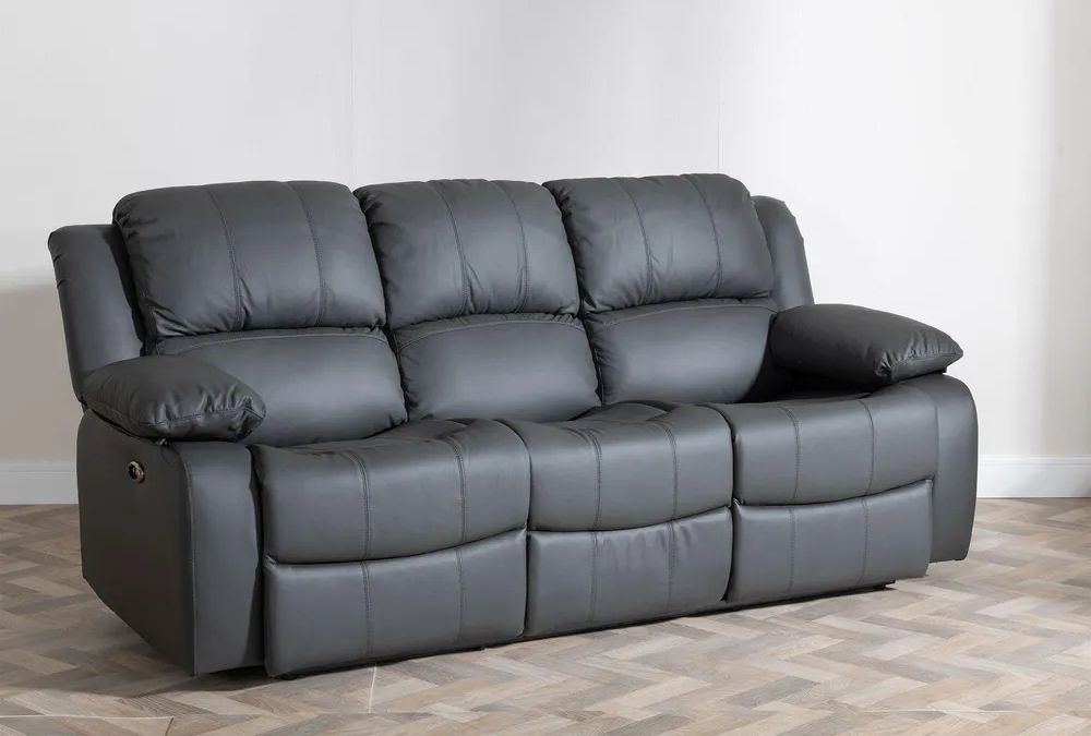 How to clean a Leather Sofa - 01