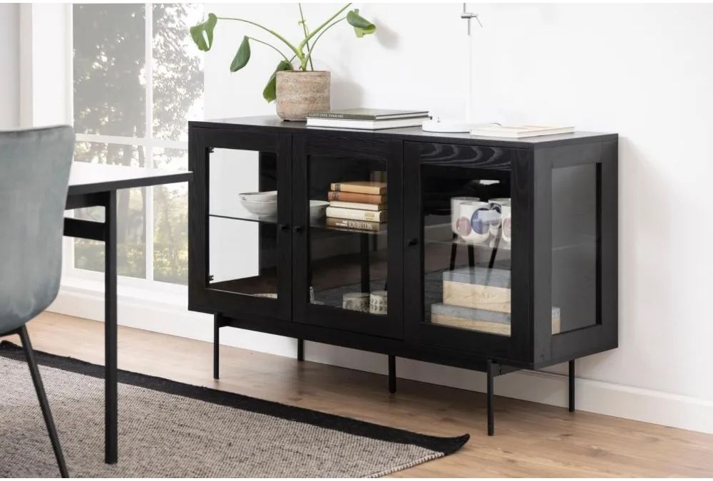 How to Use Sideboards as a TV Unit - 02
