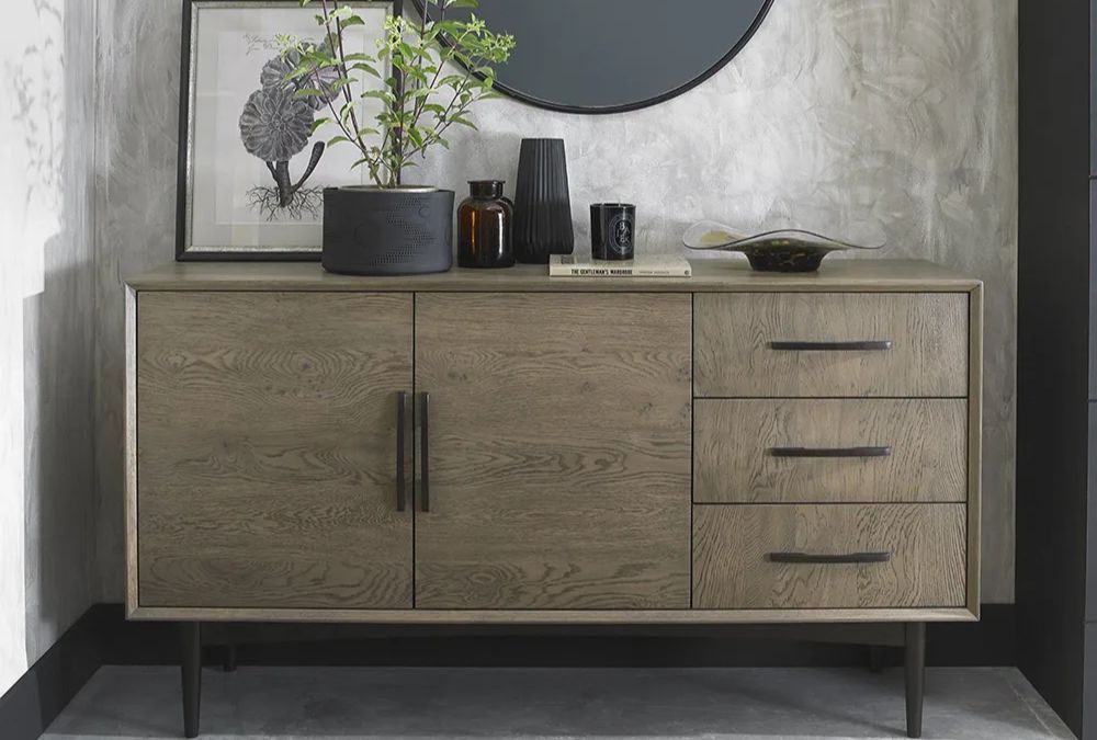 What are the Different types of Finishes Available in Oak Furniture - 004