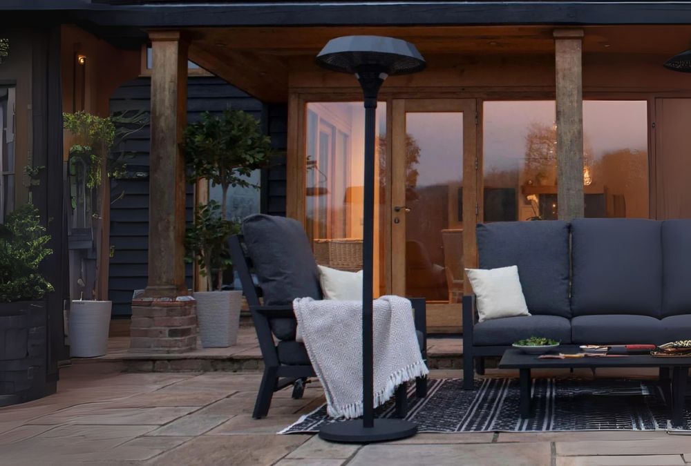 Pros and Cons of a Glass Dining Table - 02