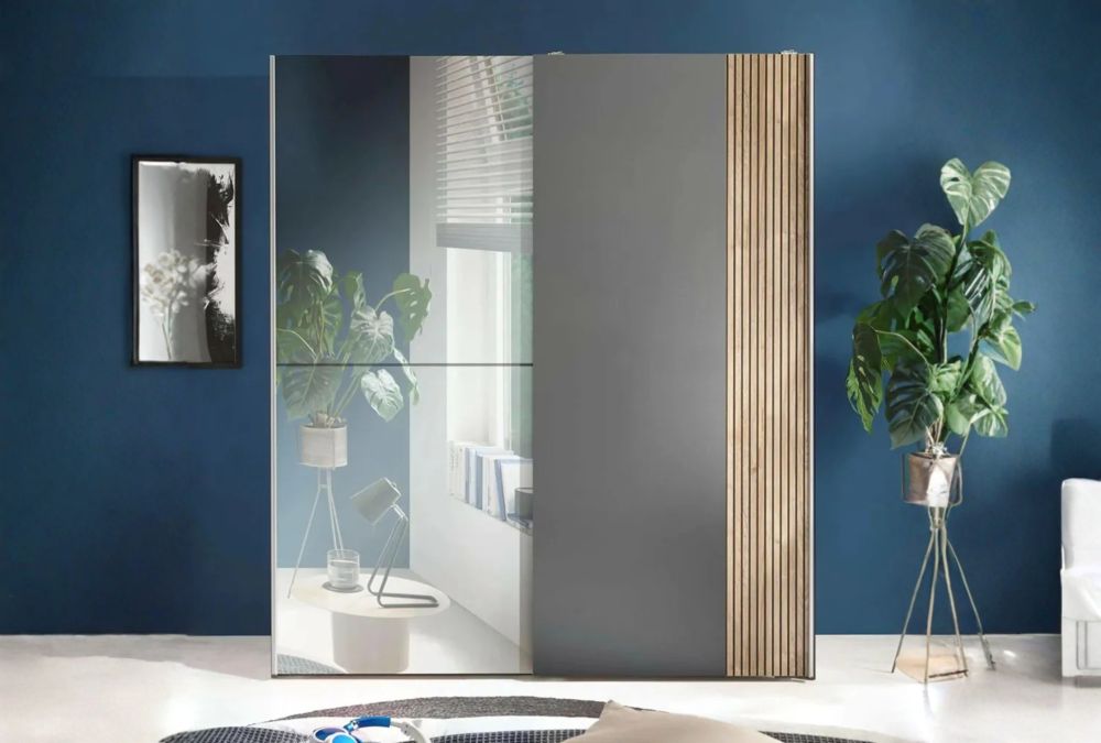 Why Mirrored Wardrobes are a Smart Choice - 002